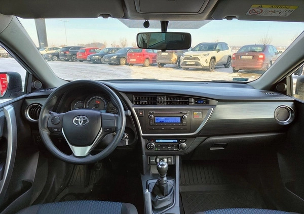 Toyota Auris cena 35000 przebieg: 194759, rok produkcji 2015 z Wisła małe 137